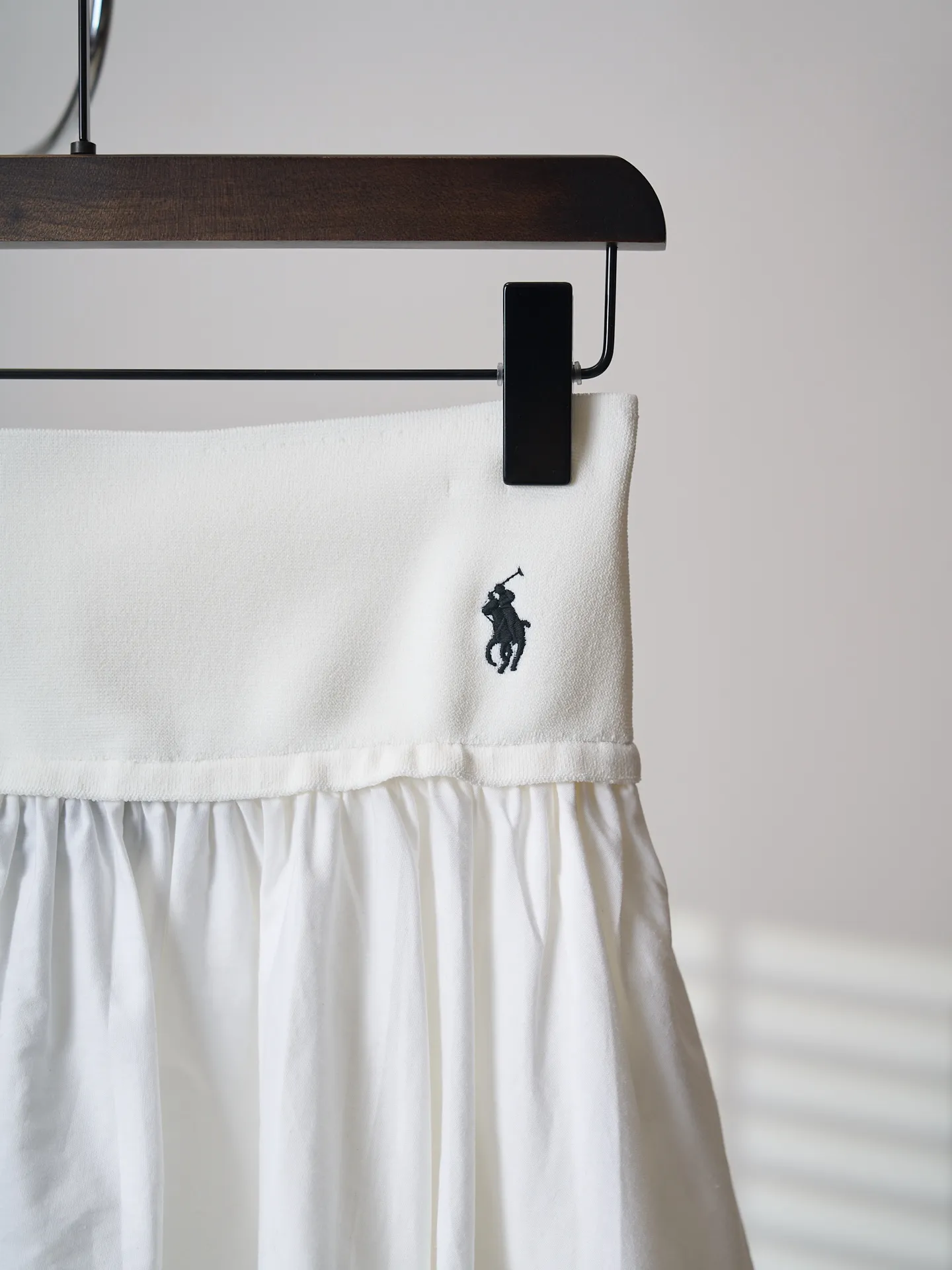 【 】Ralph Lauren/ 【In Stock】S M L ， ， 。 White ， ， ， 。 ， 。 A ， ， ； ， 。 ， 。 1 ， ， 、 。 2. ＋ ， ， ， ， ， Classic 。 3 ， 、 ， ， 。